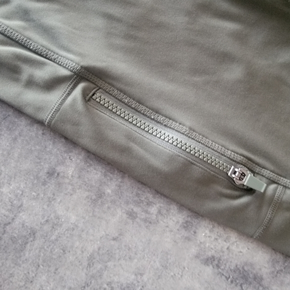 Fabletics motion 365 leggings - Picture 9 of 11